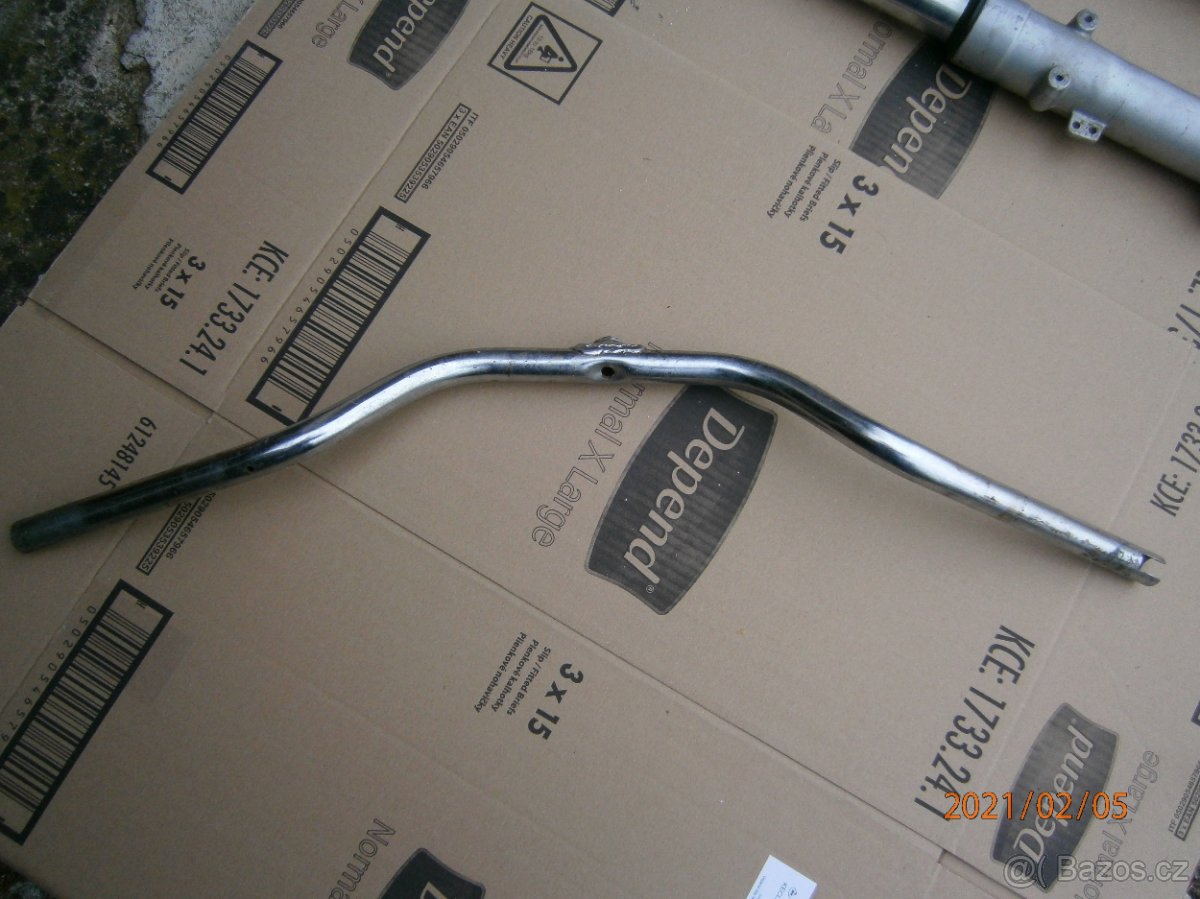 moto věci - nález v garáži - 2