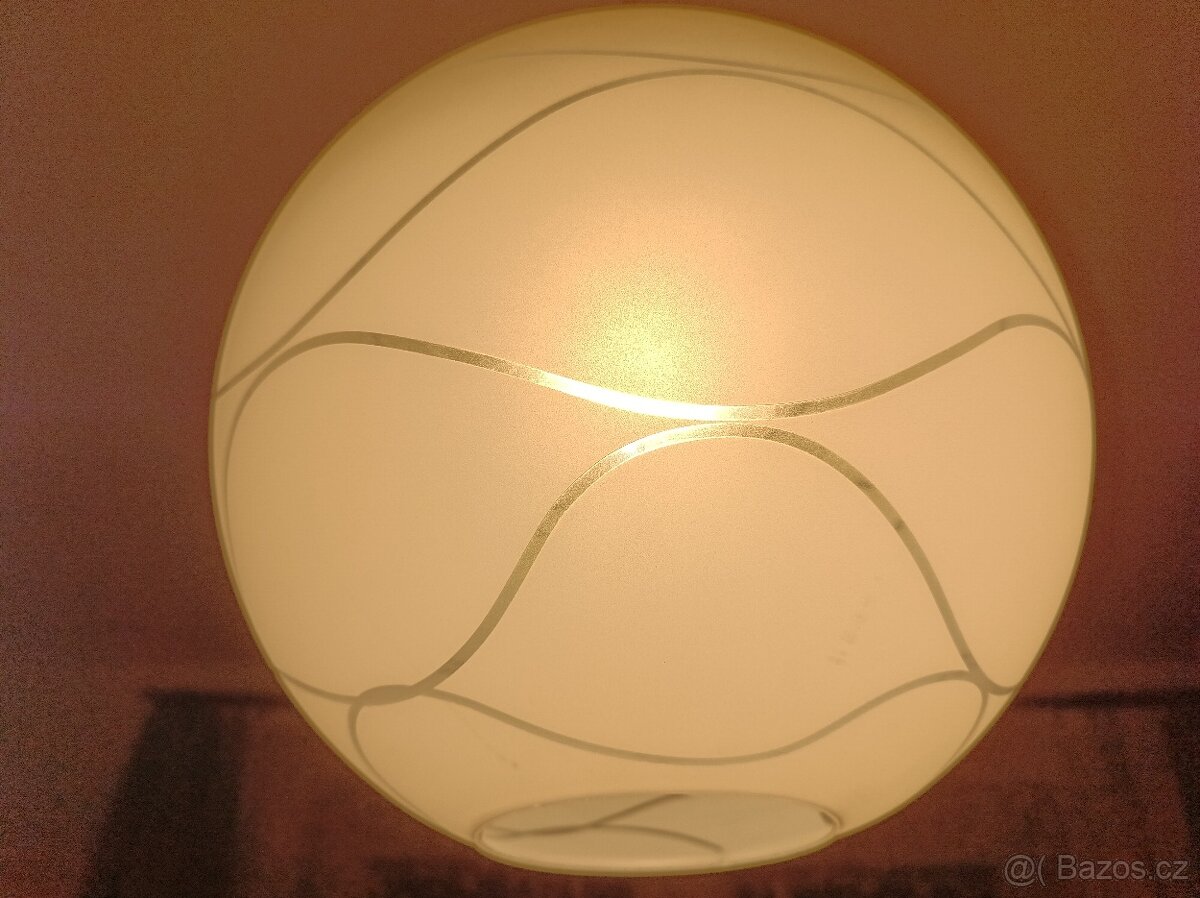Skleněný lustr, koule průměr 28 cm, zánovní. - 2