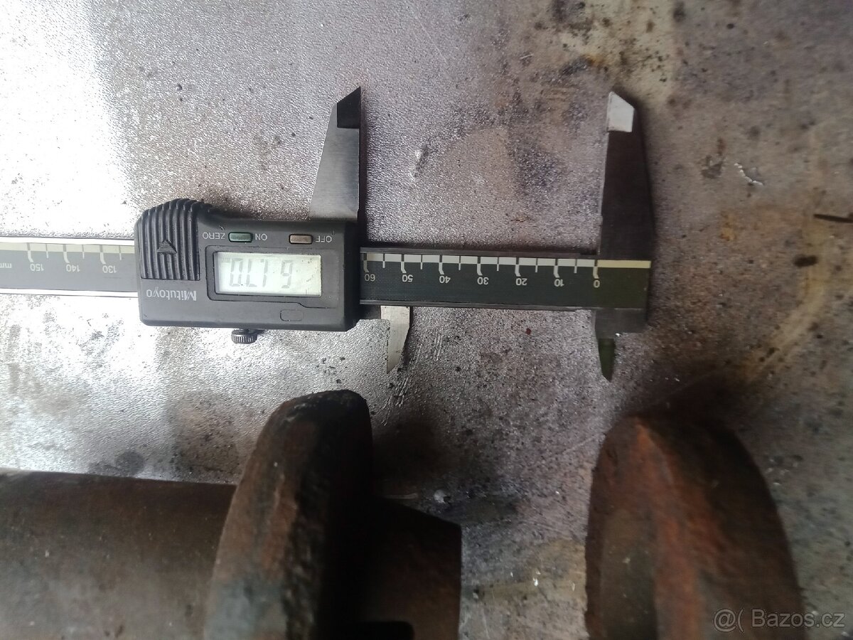 Závěs na traktor - 2