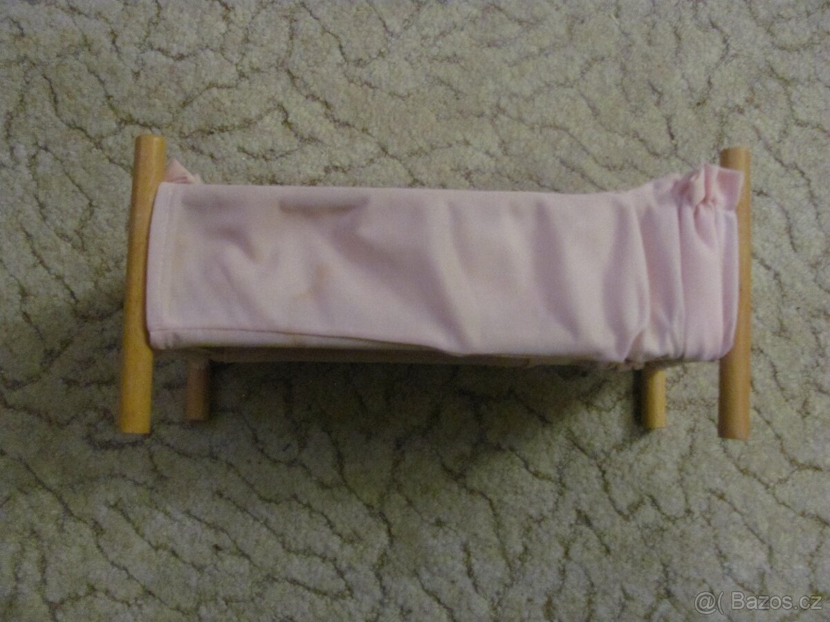 postílka pro panenky - 2
