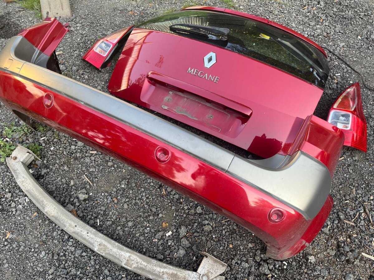 Renault megane combi 2009 nahradni dily - 2