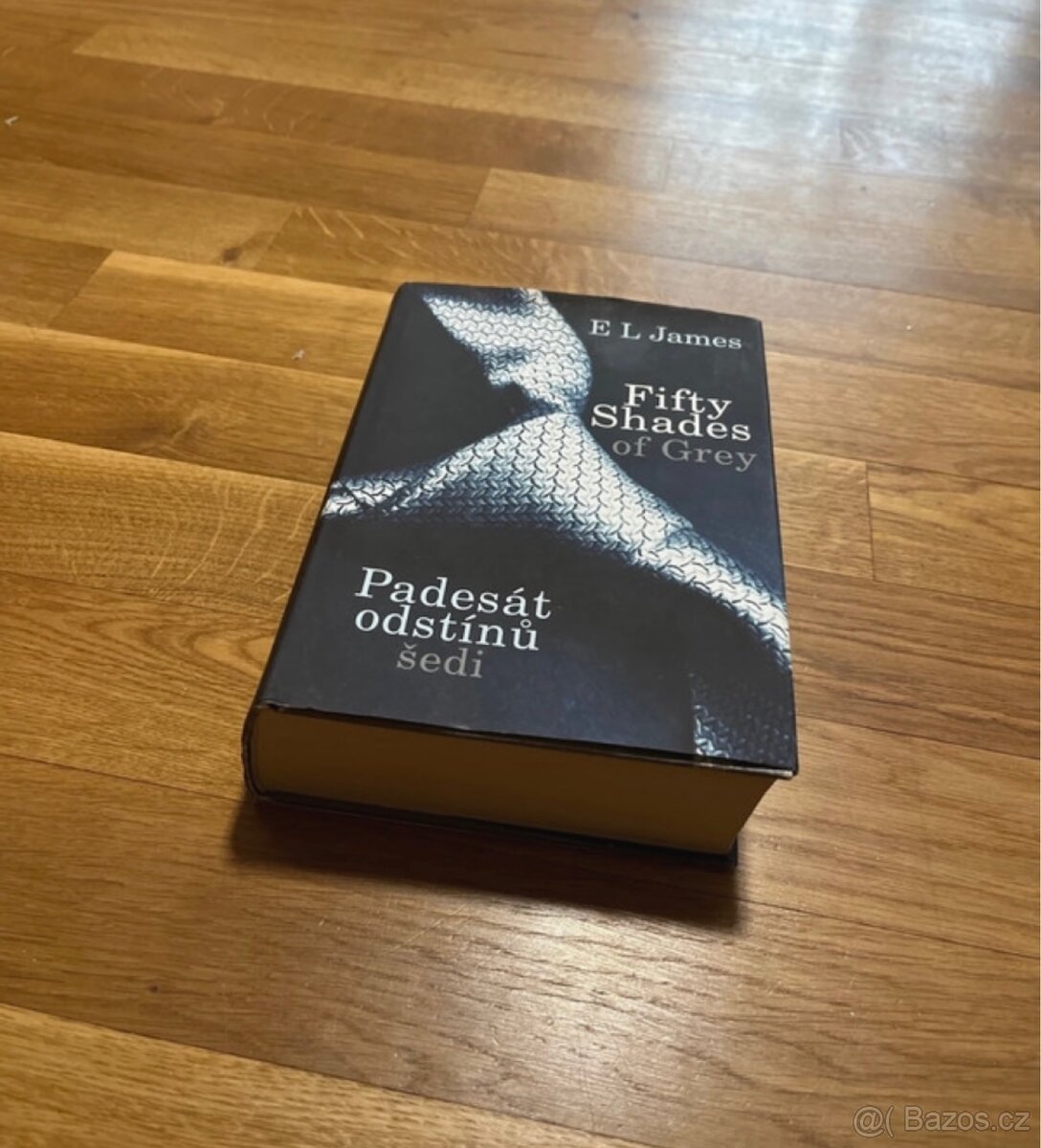 Kniha padesát odstínu šedei - 2