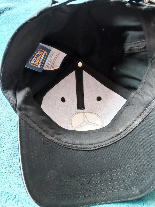 Čepice Zn. Mercedes - 2