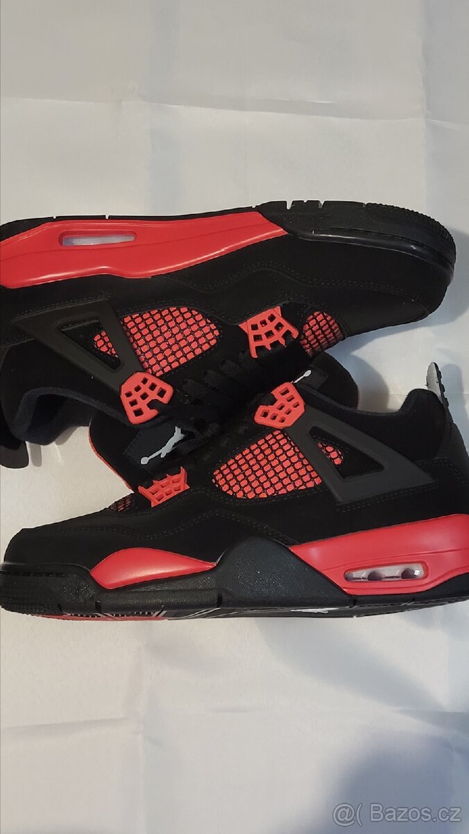 Air Jordan 4 Retro Red Thunder EU 41,5 - 2