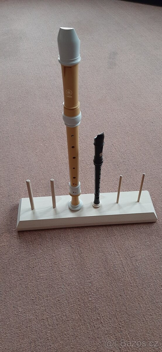 stojan na zobcovou flétnu - 2
