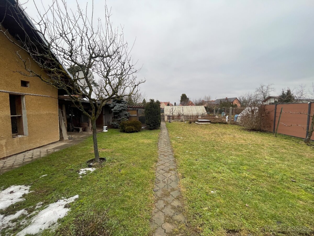 Prodej dvougeneračního domu 4+kk, 3+kk Olomouc, Nemilany - 2