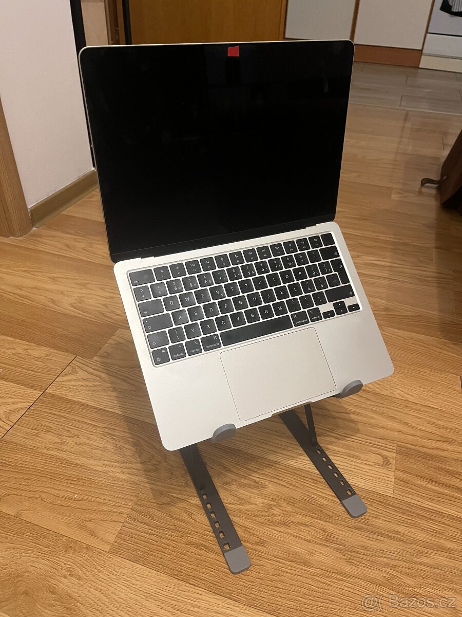 hliníkový polohovatelný stojan na notebook - 2