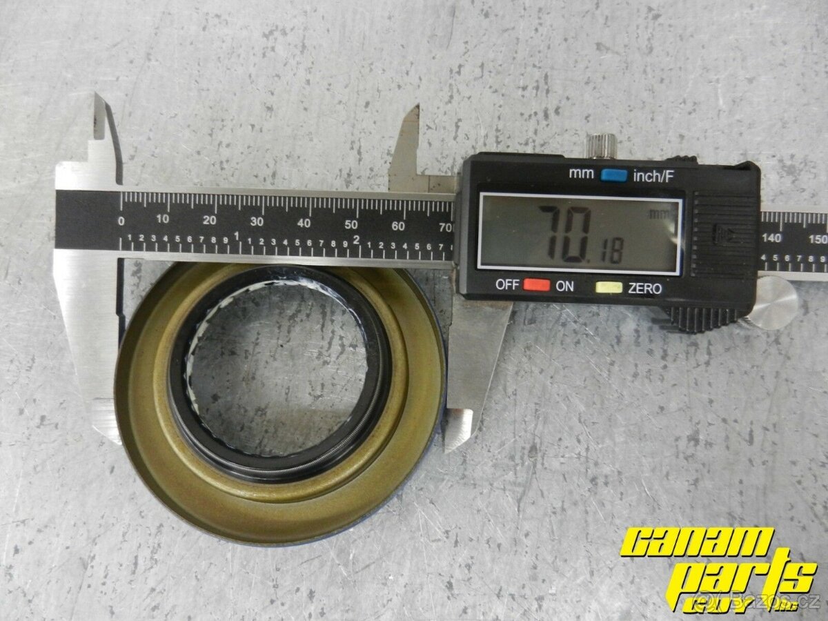 Can-Am gufero předního diferenciálu ATV,SSV - 2