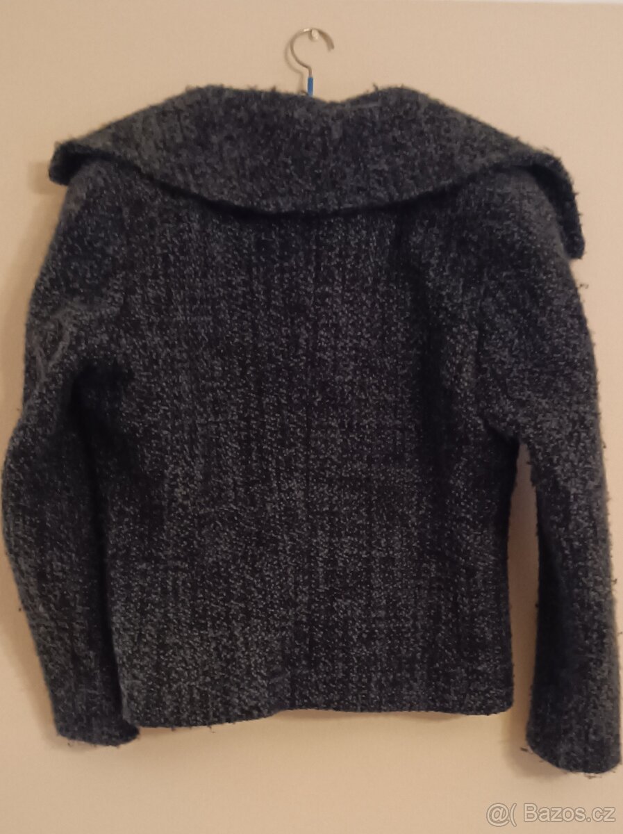 KRÁTKÝ TMAVĚ MODRÝ KABÁTEK - BUKLE - 2