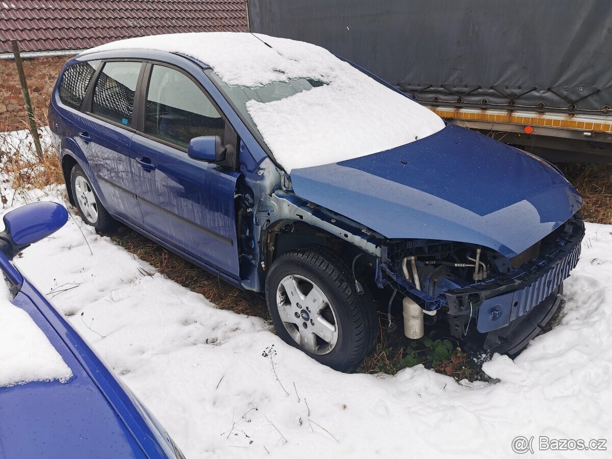 Díly z vozu Ford Focus 1.6 Zetec 74Kw r.v.2007 - 2