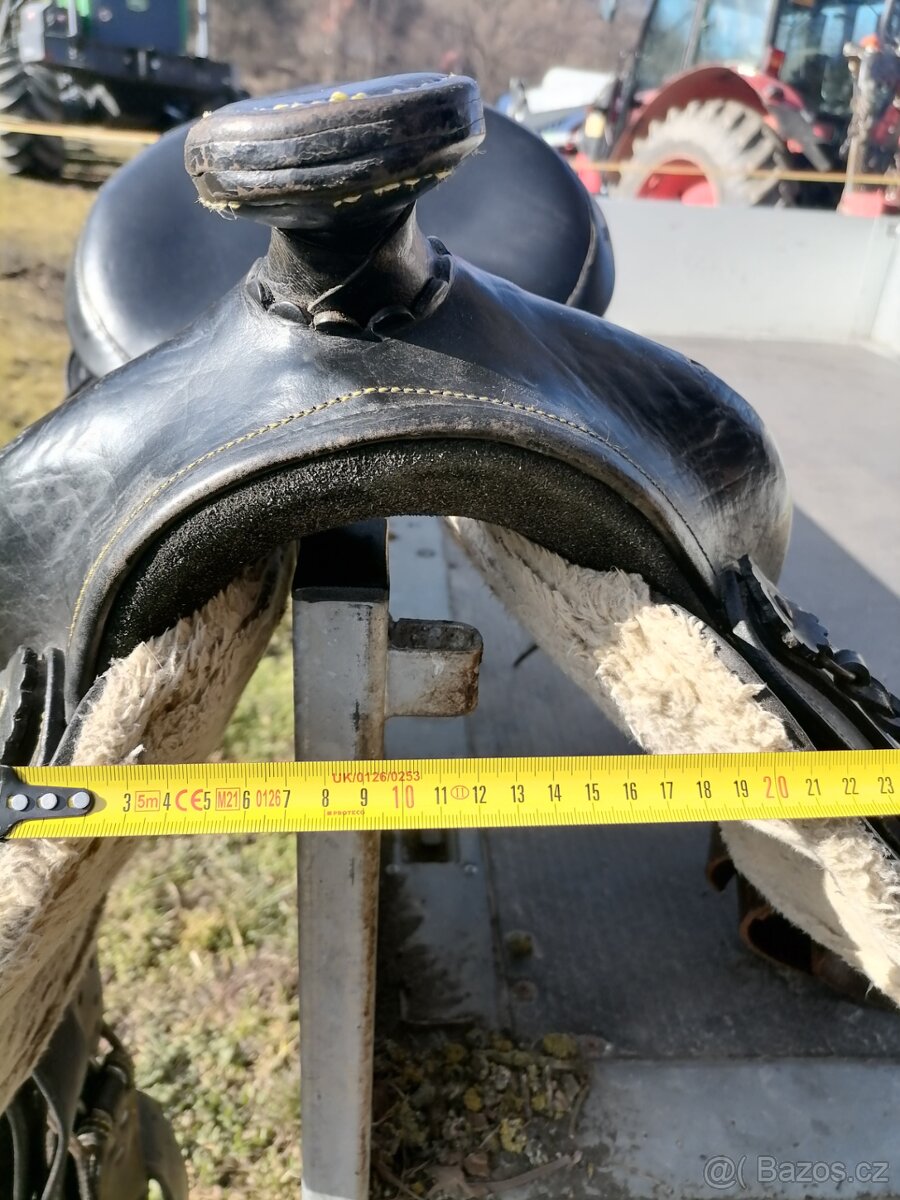 Westernové sedlo - 2