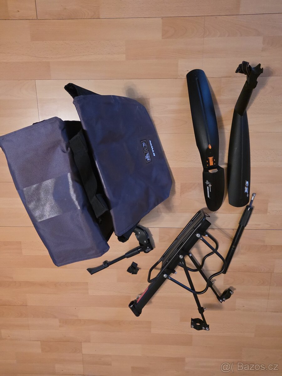 Nosič a brašny - 2