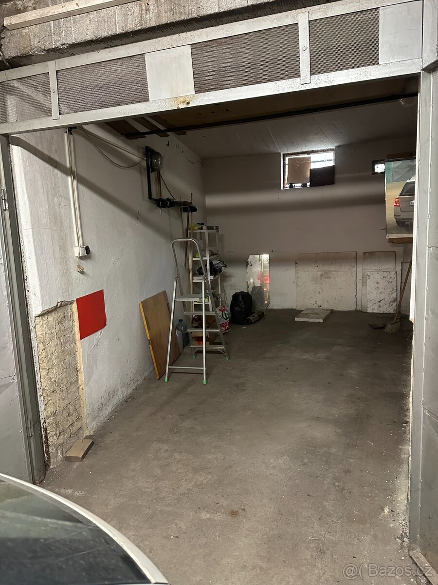 Pronájem garáží - 2