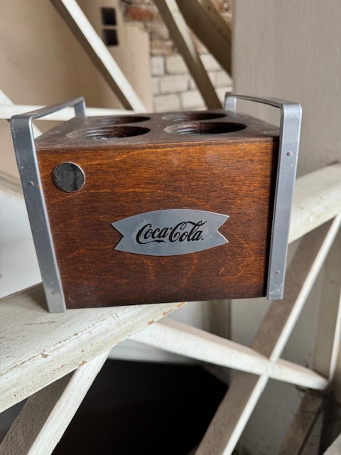 Dřevěný stojan na příbory Coca Cola - 2