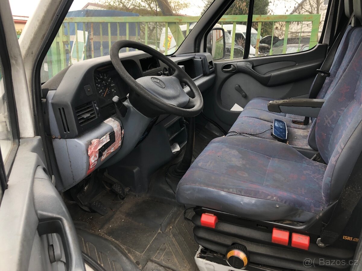 Mercedes Sprinter 312D r.v.1998 náhradní dily - 2