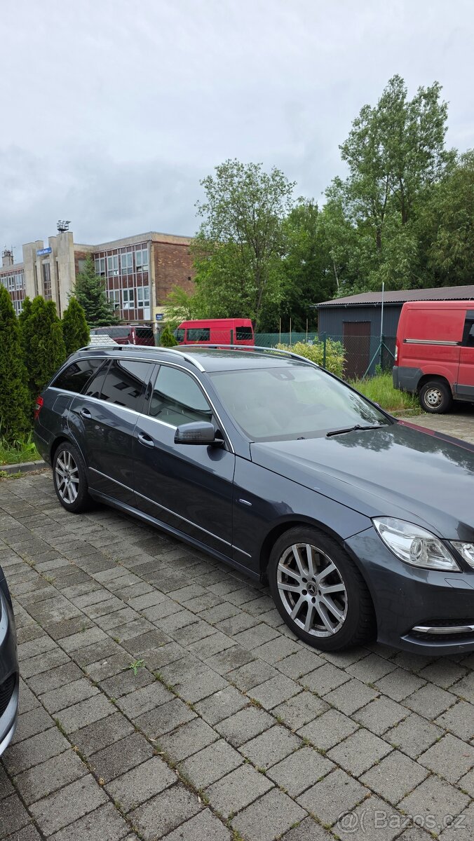 Mercedes-Benz E 350 CDI (W212) - 2