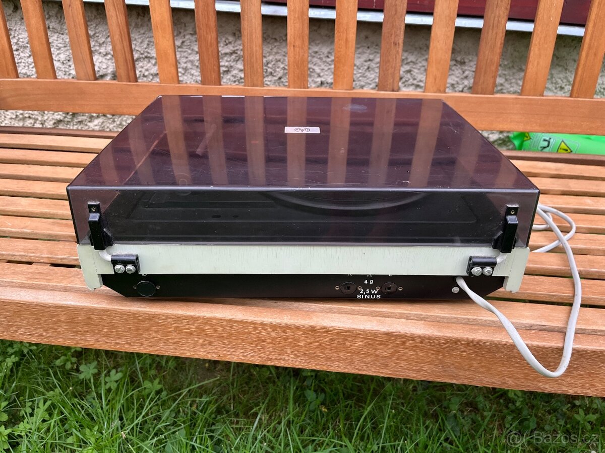 Gramofon Tesla NZCZ 040 - 2