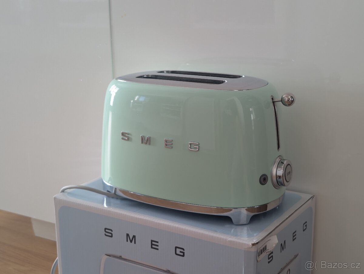 SMEG Toustovač TSF01, 2x2, 50's Retro Style - 2