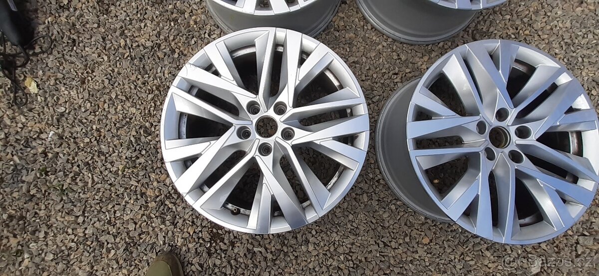 Škoda Octavia 4 alu Lerna 18" ET 48 - 2