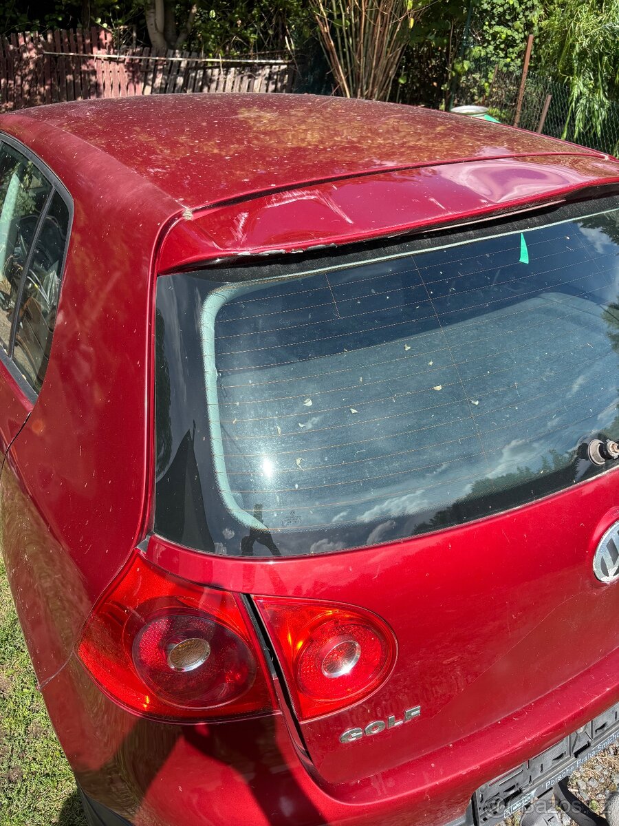 Golf 5 rok 2004 - 2