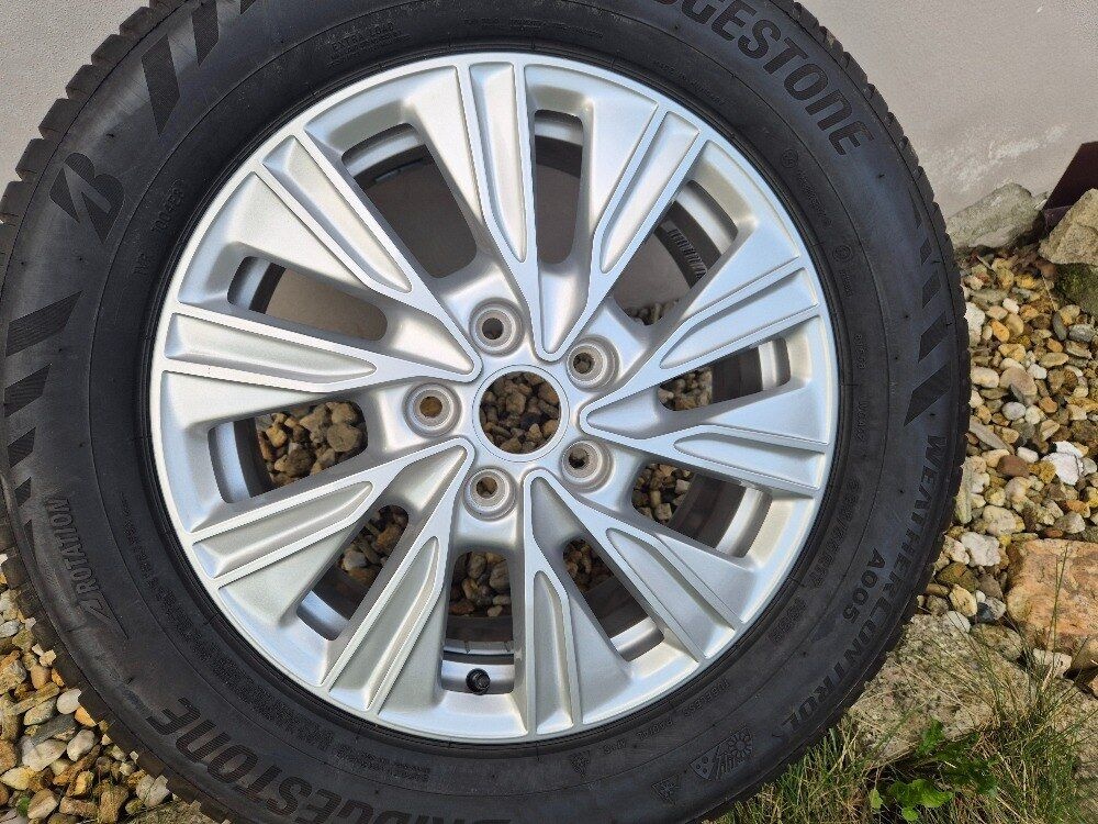 Nová celoroční sada Volkswagen T7 R17 - 2