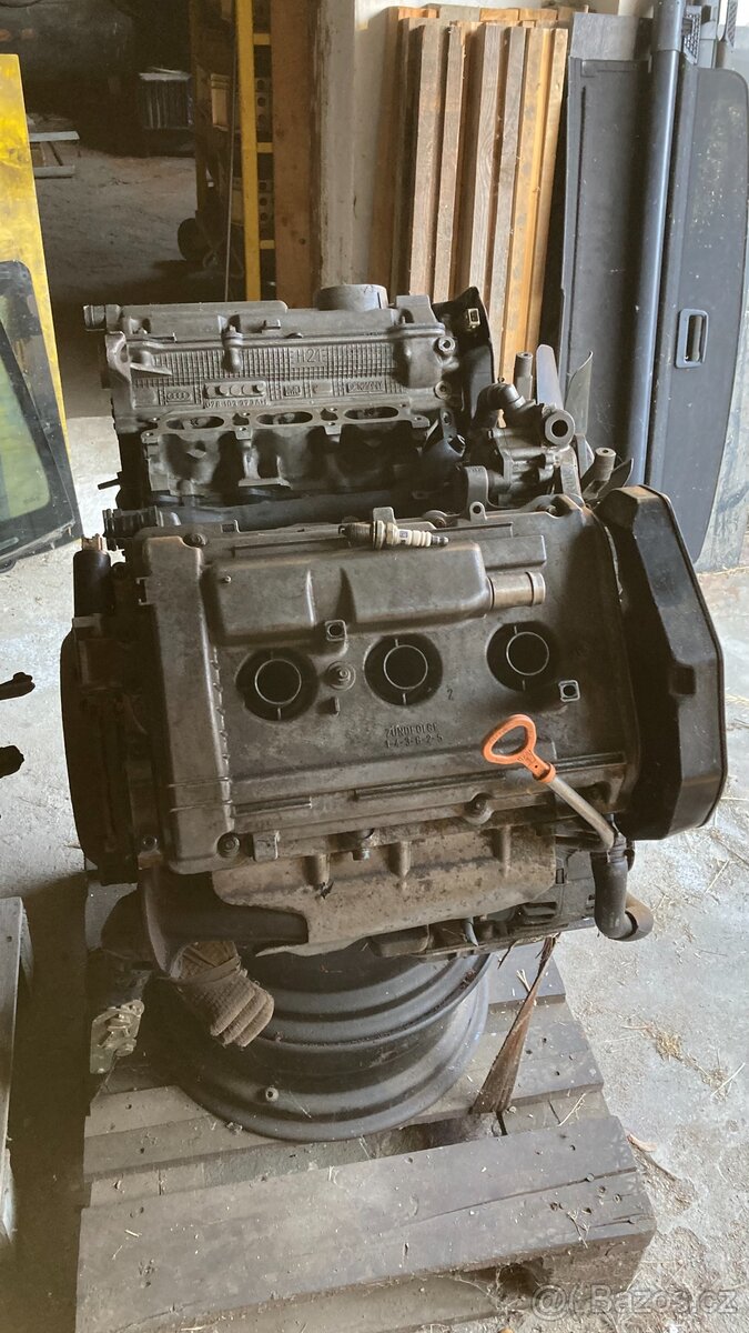 Motor AMX - Škoda/VW 2.8 V6 142kW - 2
