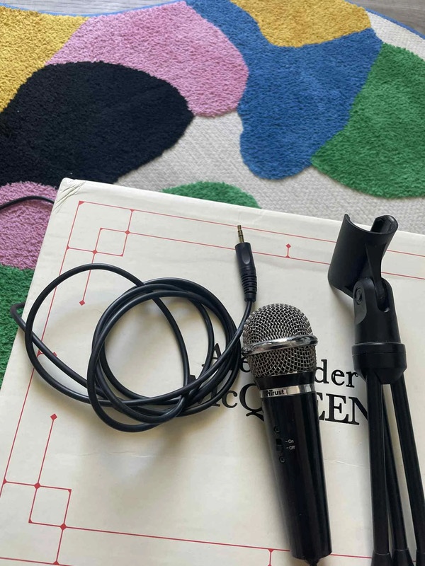 Trust drátový mikrofon se stojánkem, 3,5mm jack AUX, dlouhý - 2