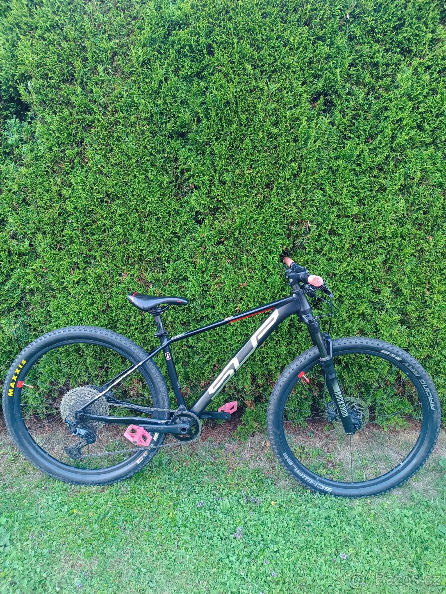 Superior team issue 27 - 2