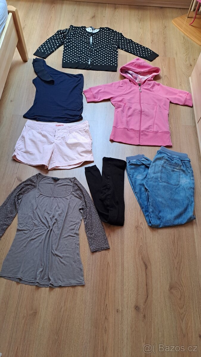 Oblečení značkové vel.S,M v setu - 2