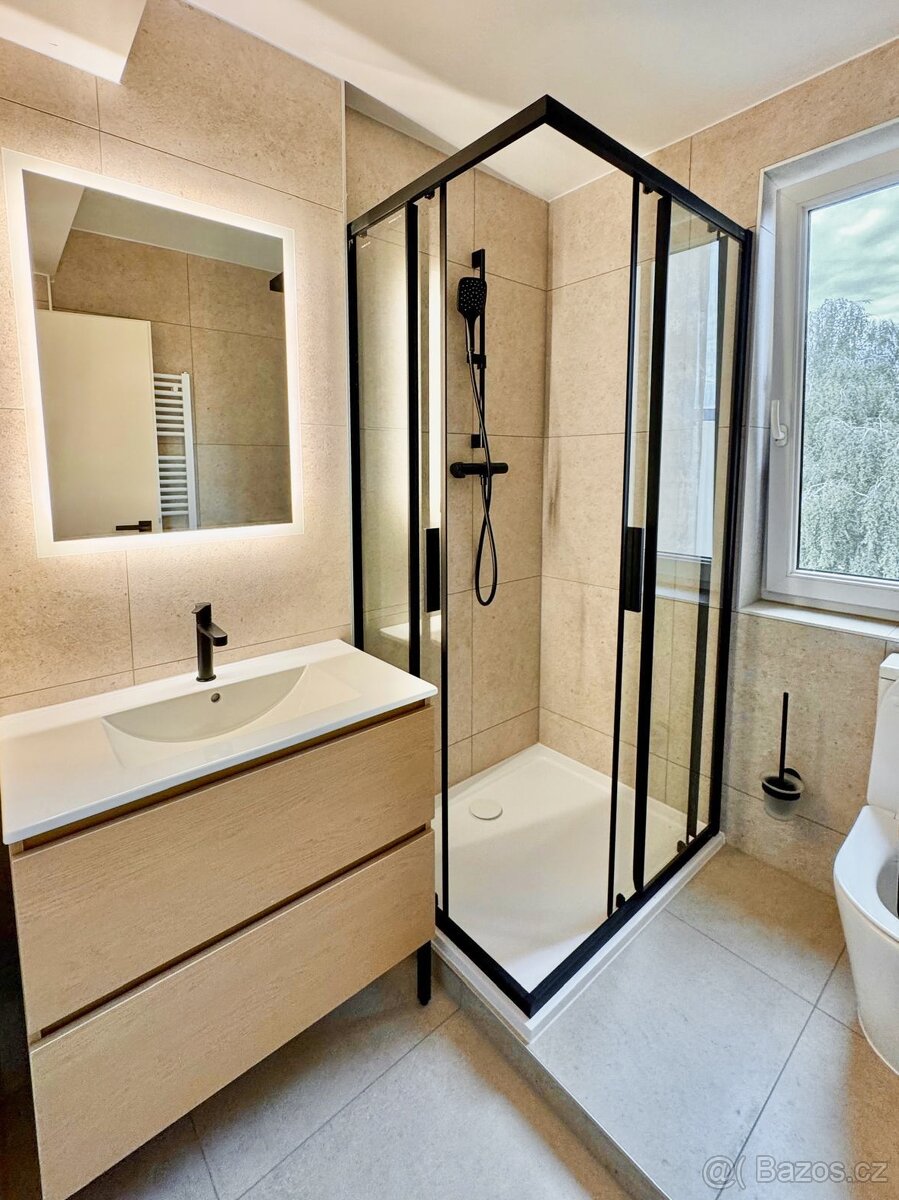 Pronájem zrekonstruovaného bytu 2+1 v centru Krnova - 2