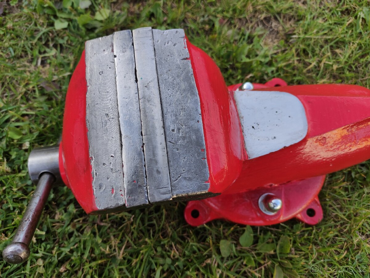 Svěrák York 125A s čelistmi na trubky, možné zaslat - 2