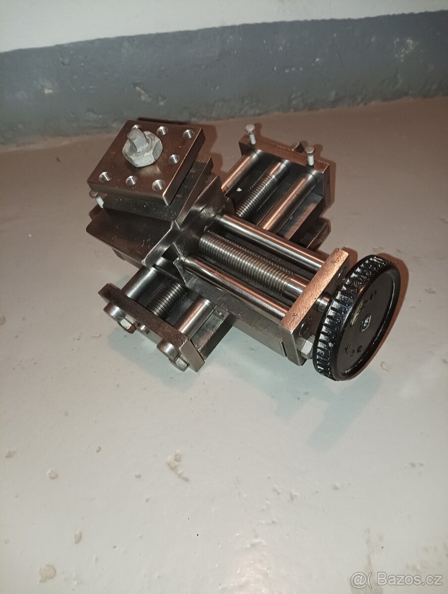 Suport/posuv k soustruhu - 2