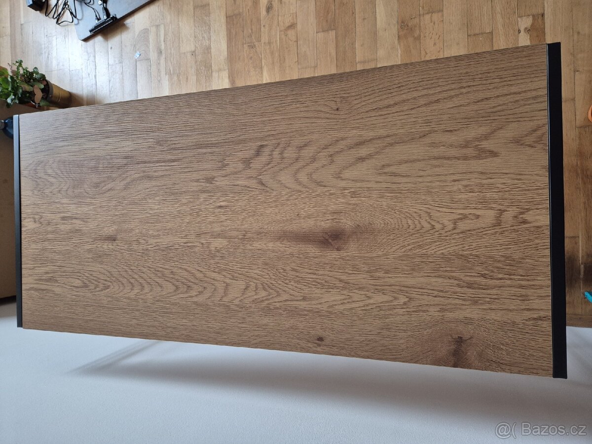 Pracovní stůl, kancelářský stůl. - 2