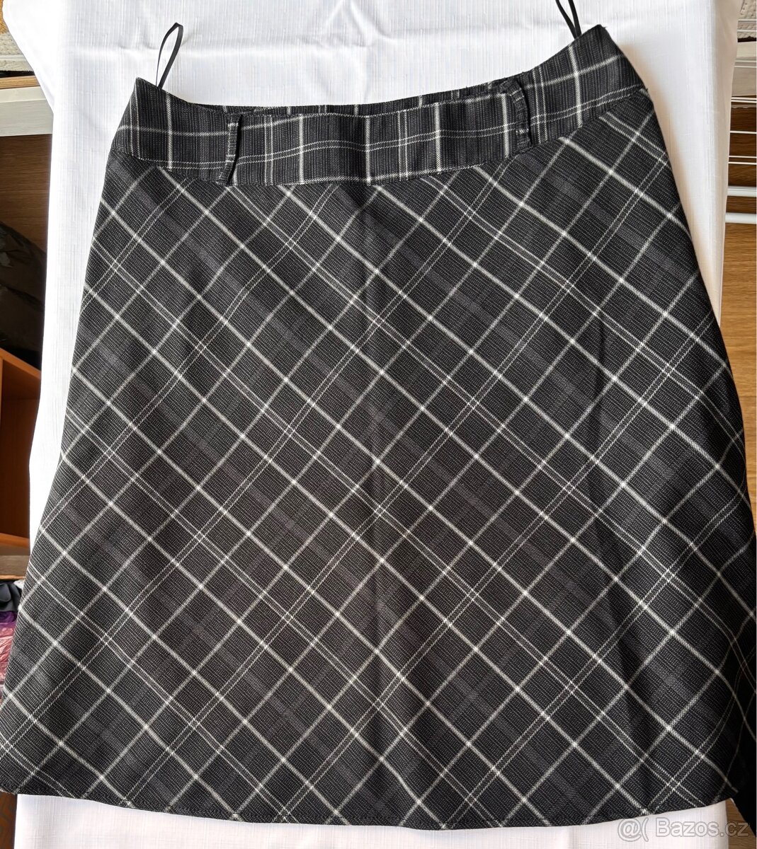 Sukně károvaná černá s podšívkou - 2