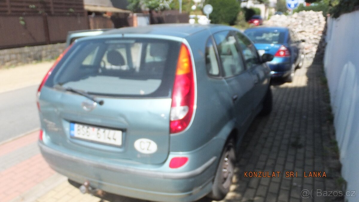 Nissan almera tino - 2