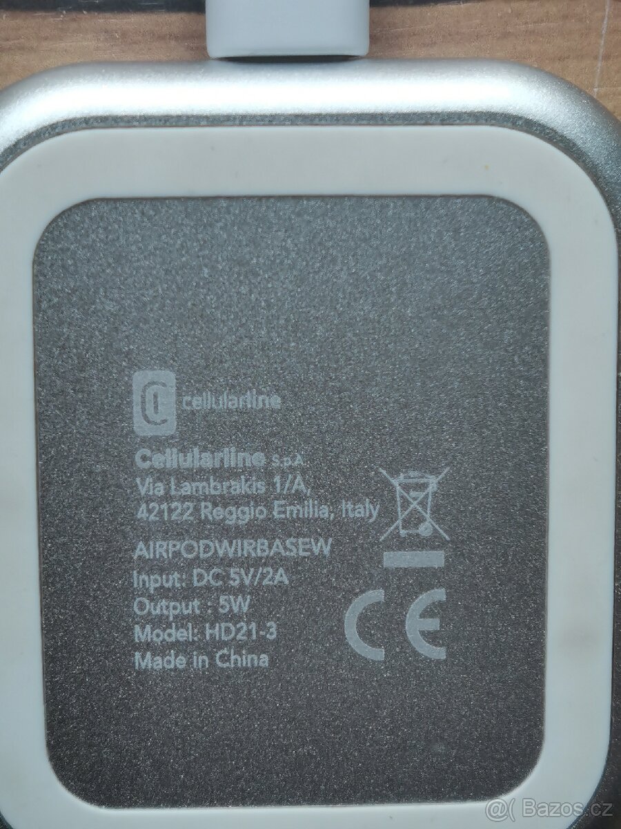 Bezdrátová nabíječka Apple Airpod - 2