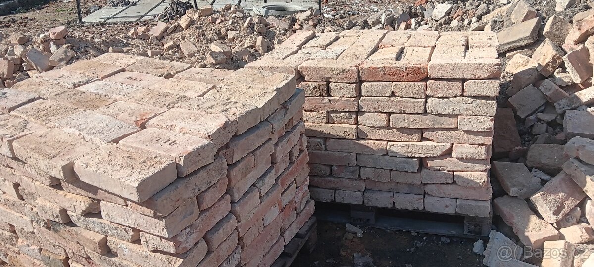 Staré pálené cihly - 2