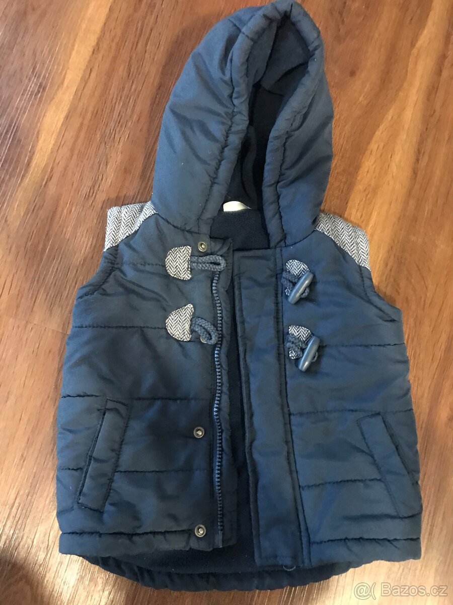 Detska vesta vel.80, 9-12 mesicu - 2