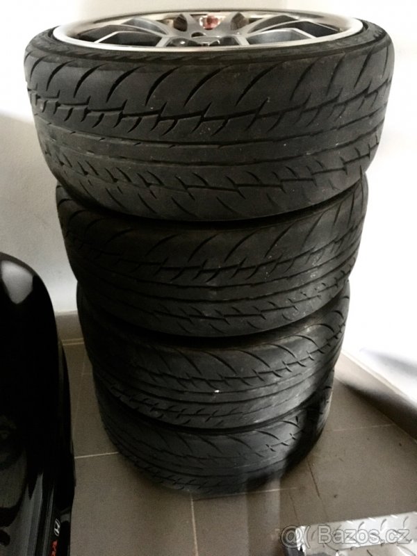 ALU disky s pneu 225/35 R19 5x114,3 - 2
