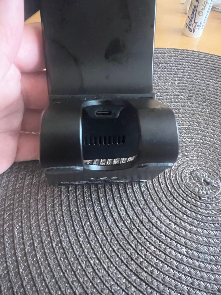 Bezdrátová nabíječka FIXED - 2