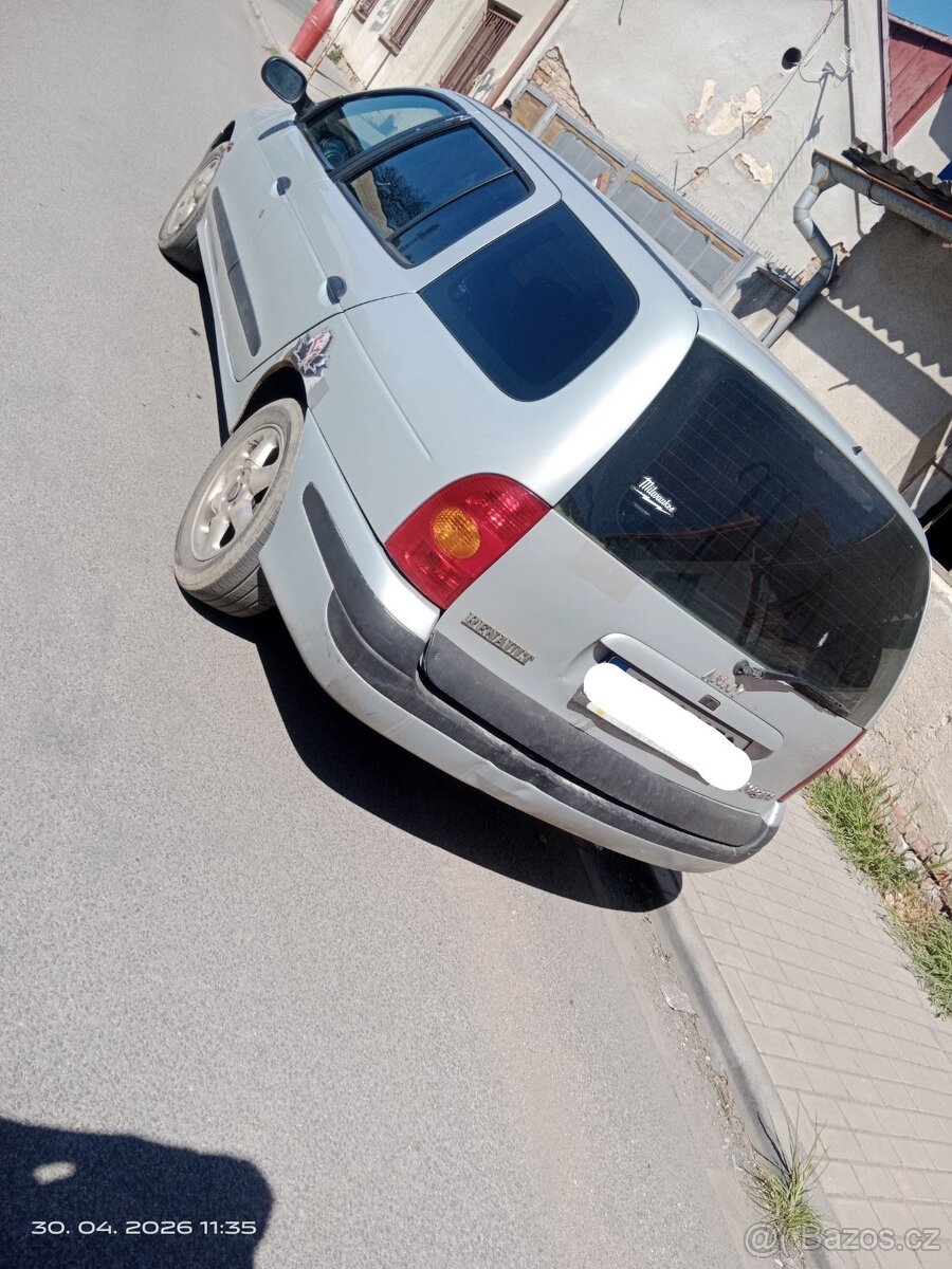 Renault Megane - 2