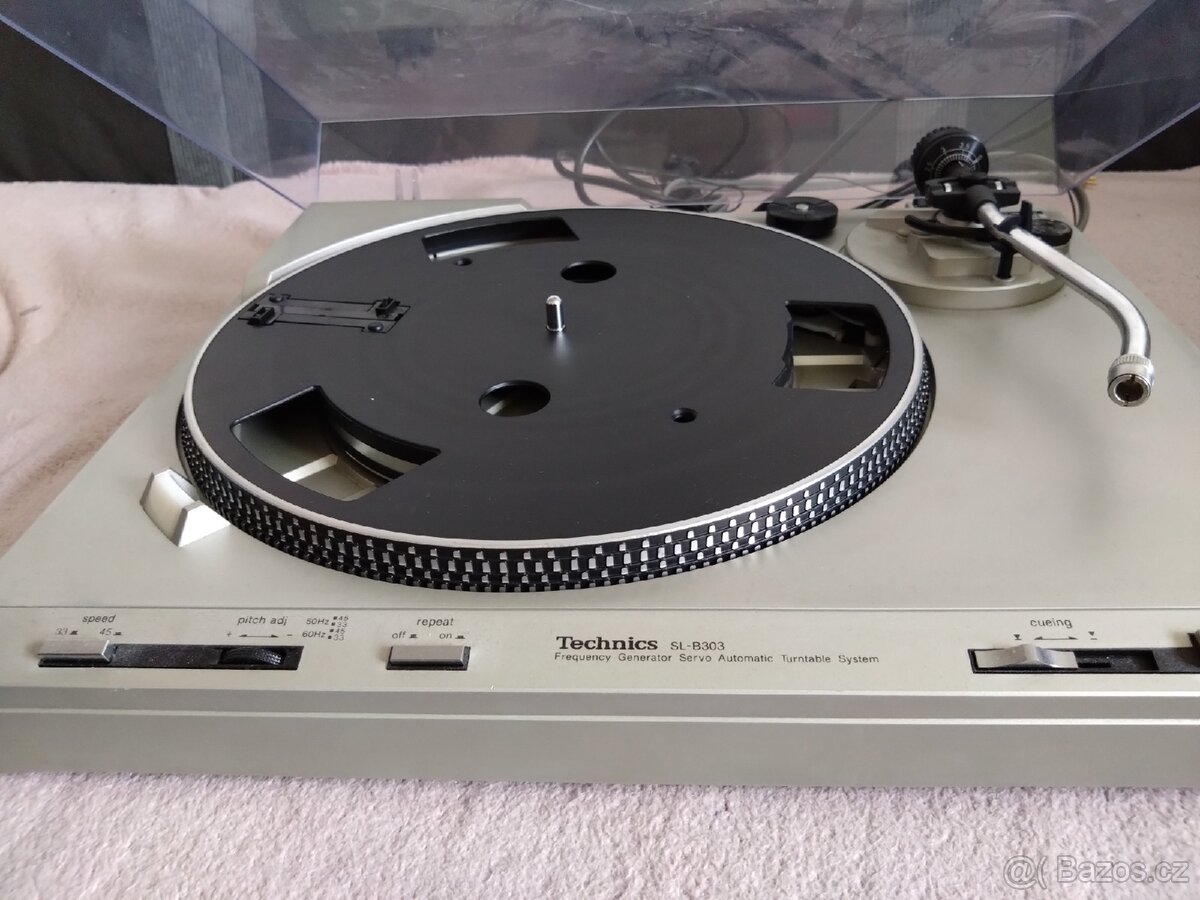 Gramofon Technics SL-B303 - 2