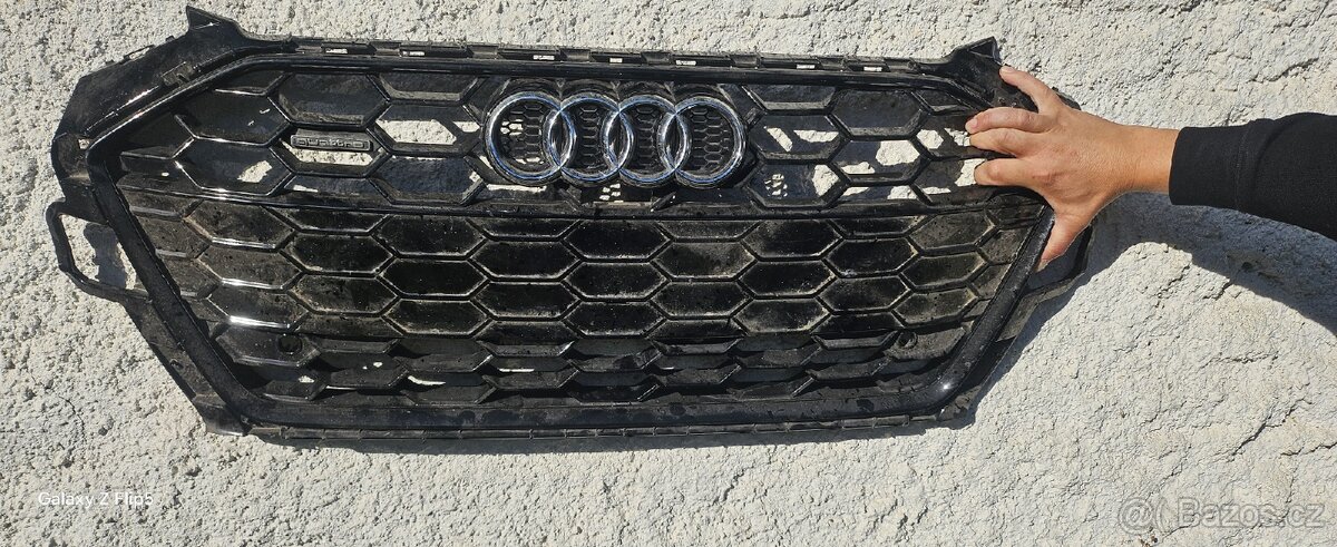 Maska AUDI A4 S LINE B9PA facelift - 2