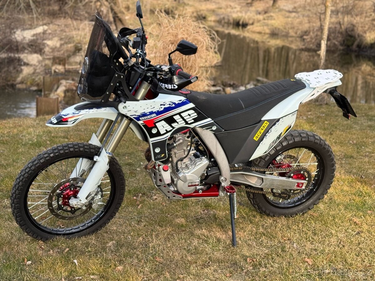 AJP PR 7