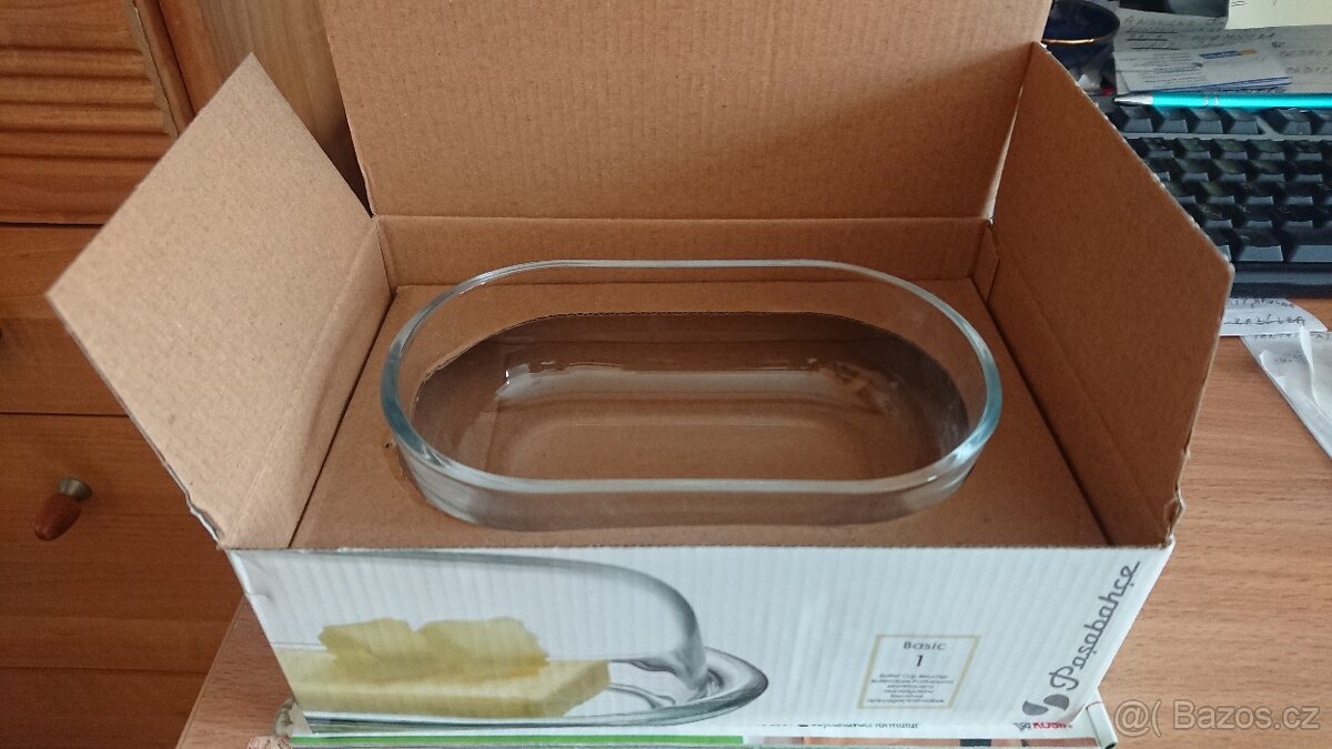 Máselnice -sklo. - 2