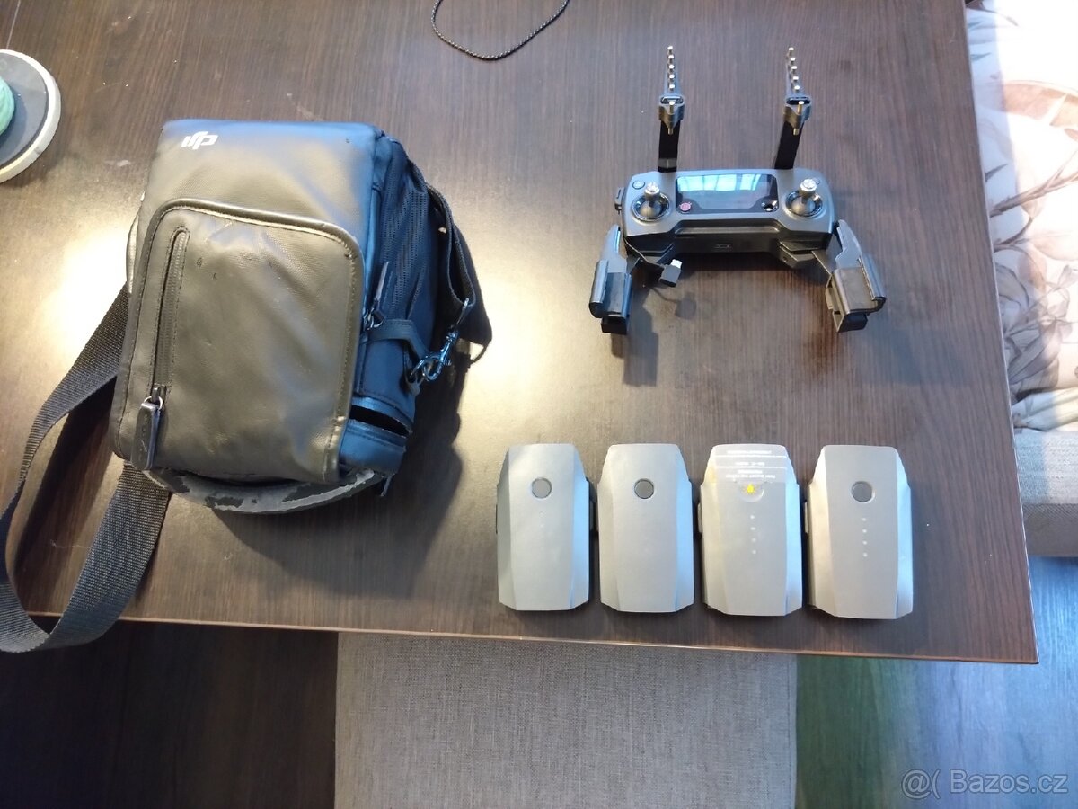 Dji pro ovladač,brašna a baterie - 2