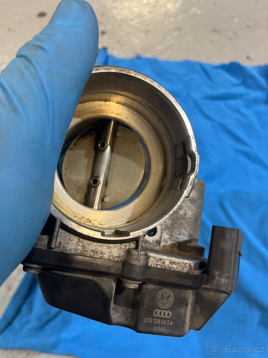 Škrtící klapka 2.0 TDI 103Kw PD Passat, caddy, octavia,... - 2