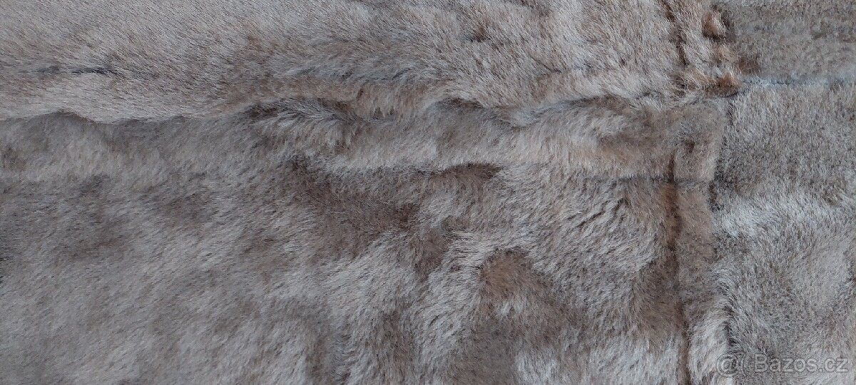 Hnědý 3/4 kožich z beránka, vel 40 - 2