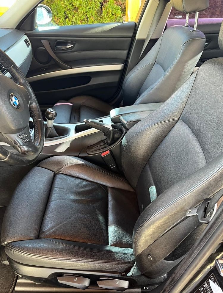 BMW E90, 330i, 200kW, 246.000 km - 2