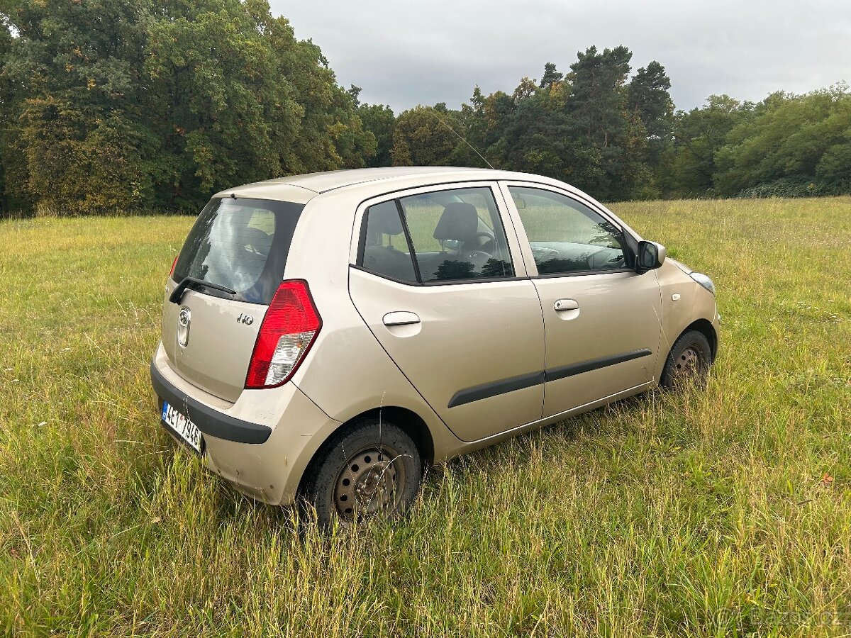 Hyundai i10 r.v.2010 - 2
